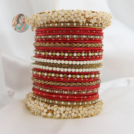 Preet Bangle Set: Red