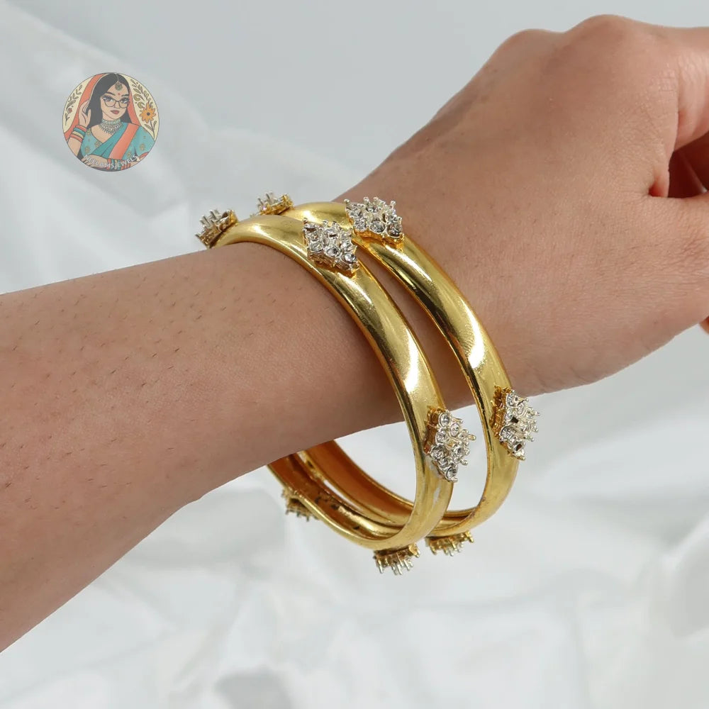 Preet Bangle Stack (Gold)