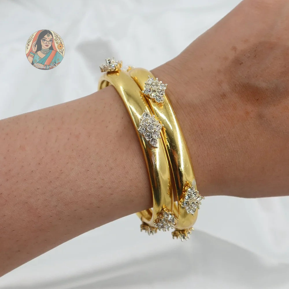 Preet Bangle Stack (Gold)