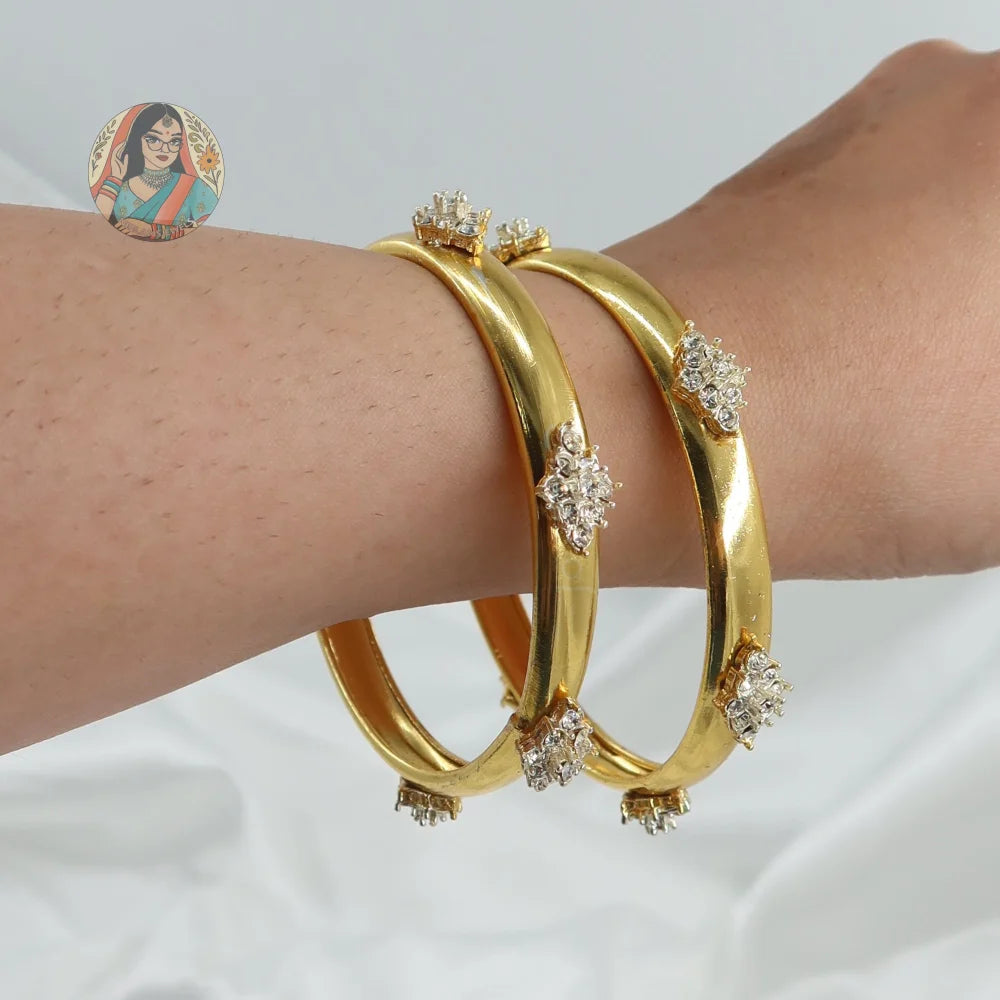 Preet Bangle Stack (Gold)