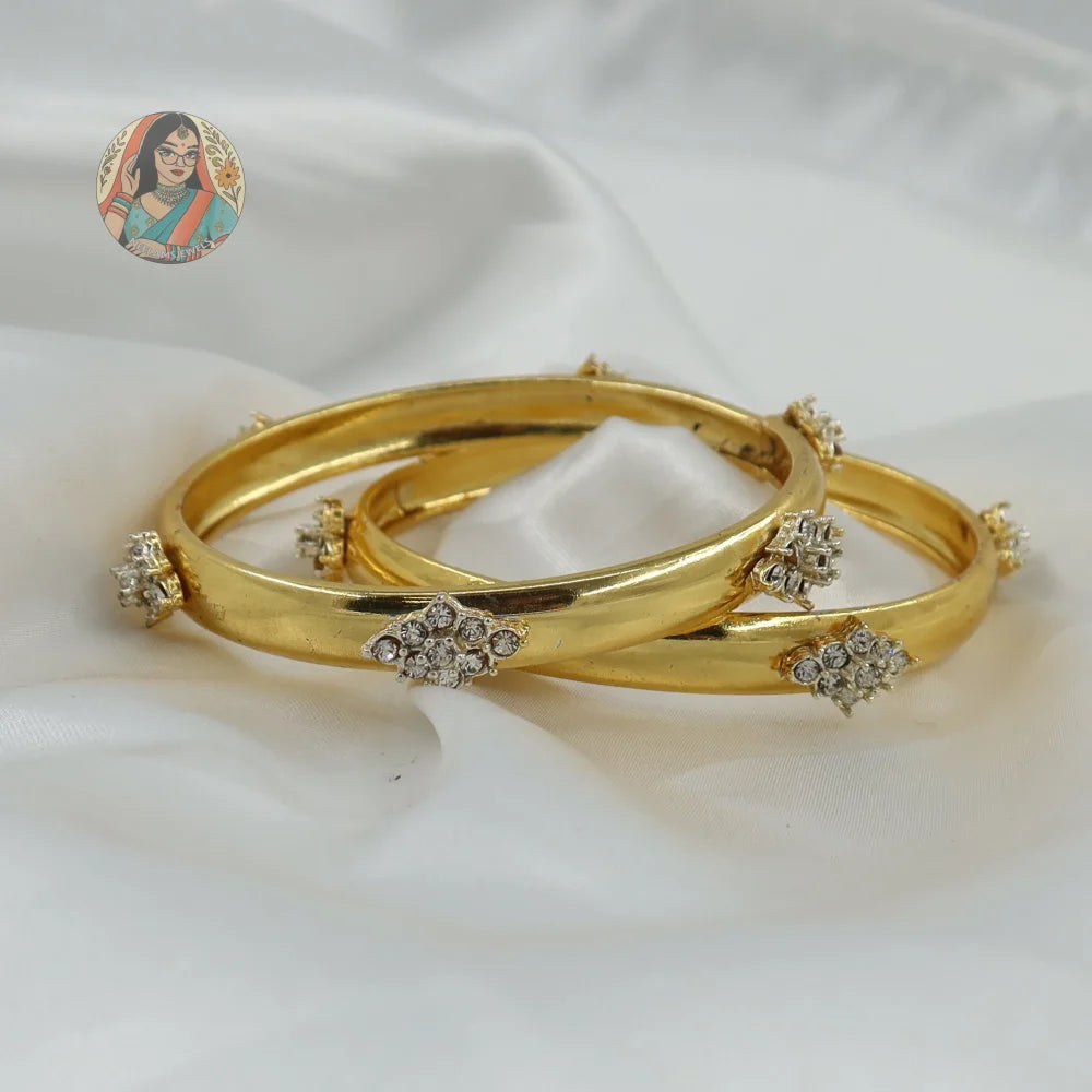 Preet Bangle Stack (Gold)