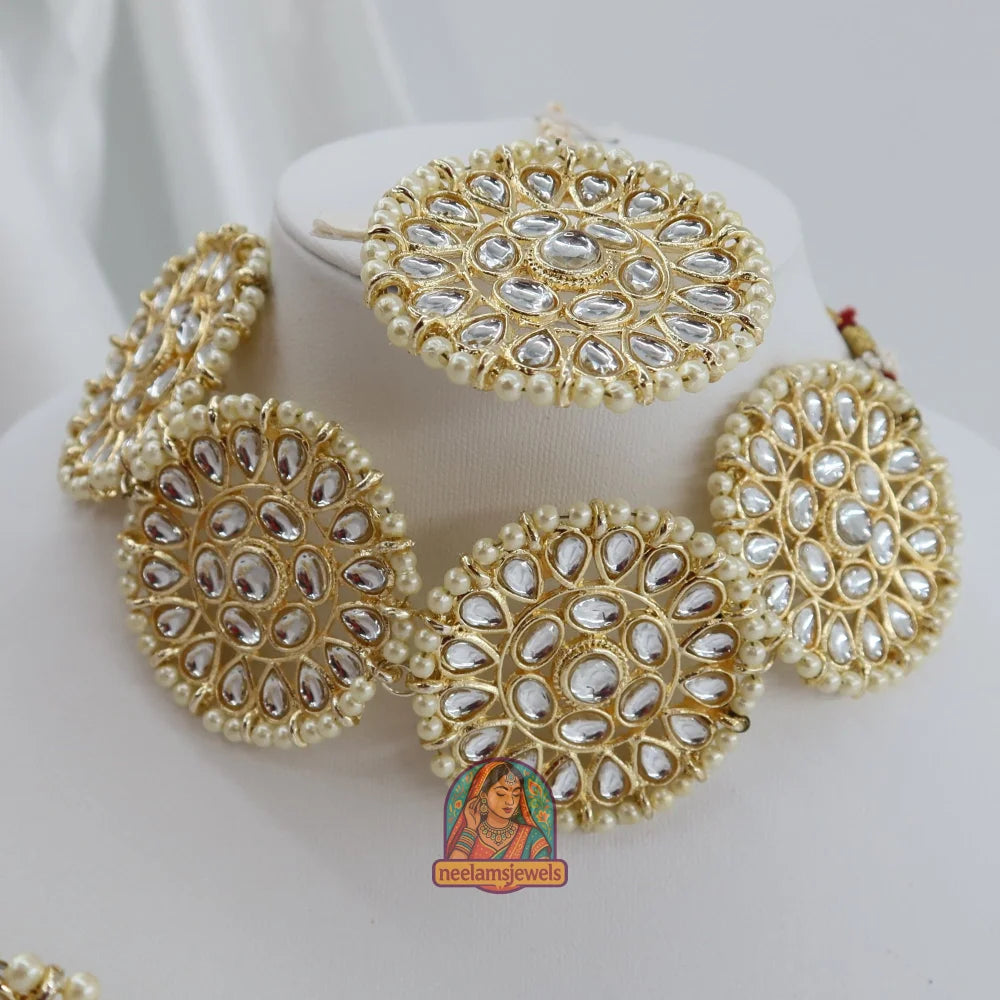 Raabta Kundan Circle Set