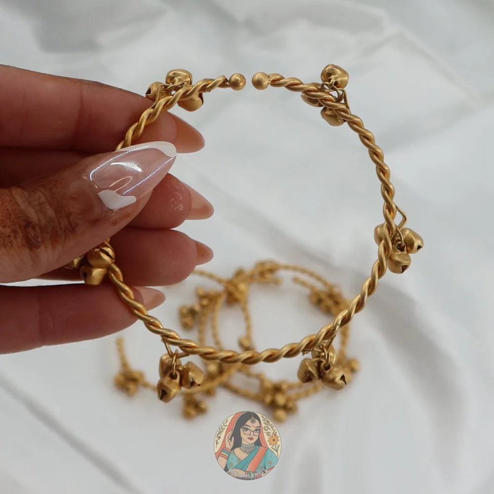 Radha Ghungroo Bangles (Free Size)