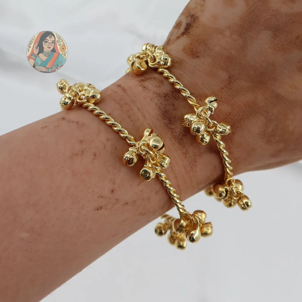 Radha Golden Ghungroo Bangles (Free Size)