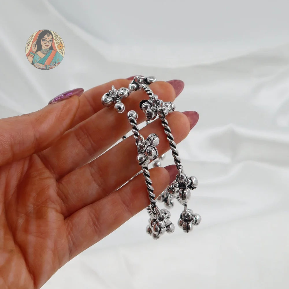 Radha Silver Ghungroo Bangles (Free Size)