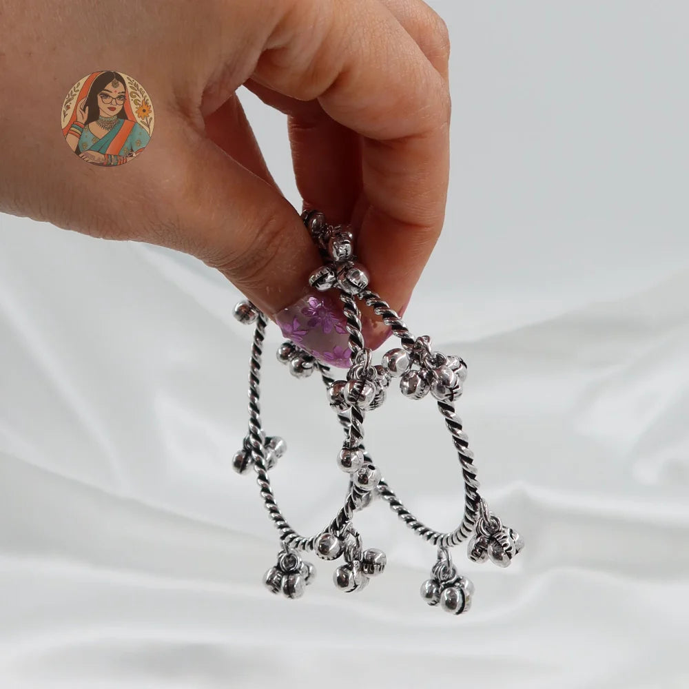 Radha Silver Ghungroo Bangles (Free Size)