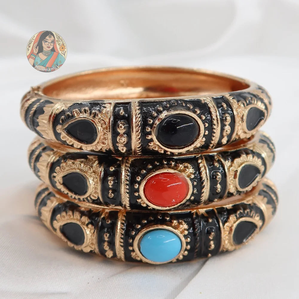 Rani Kada - Enamel Bangle (Black & Gold)
