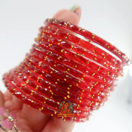 ’Red Apple’ Glass Bangle Set