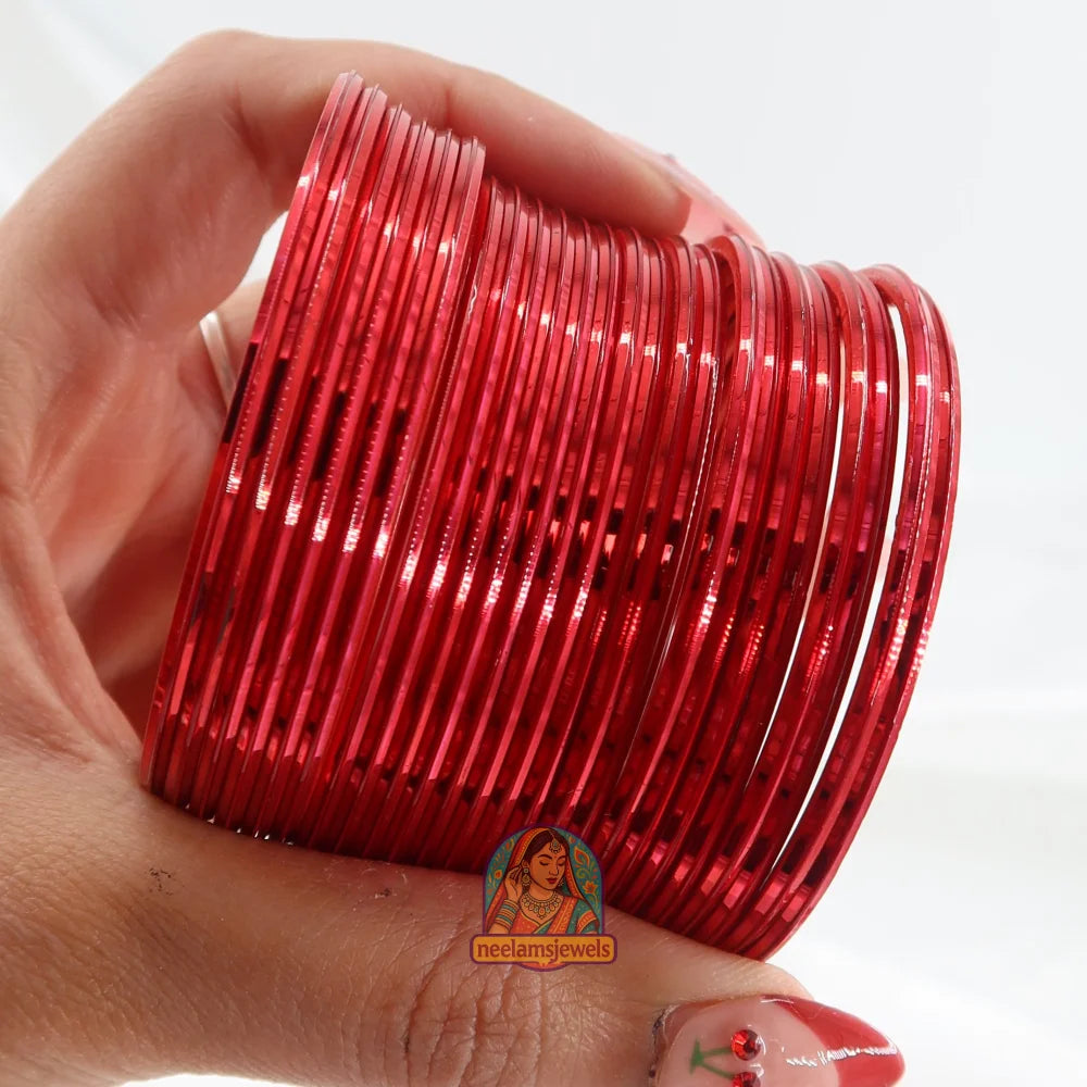 ’Red’ Metallic Bangle Set