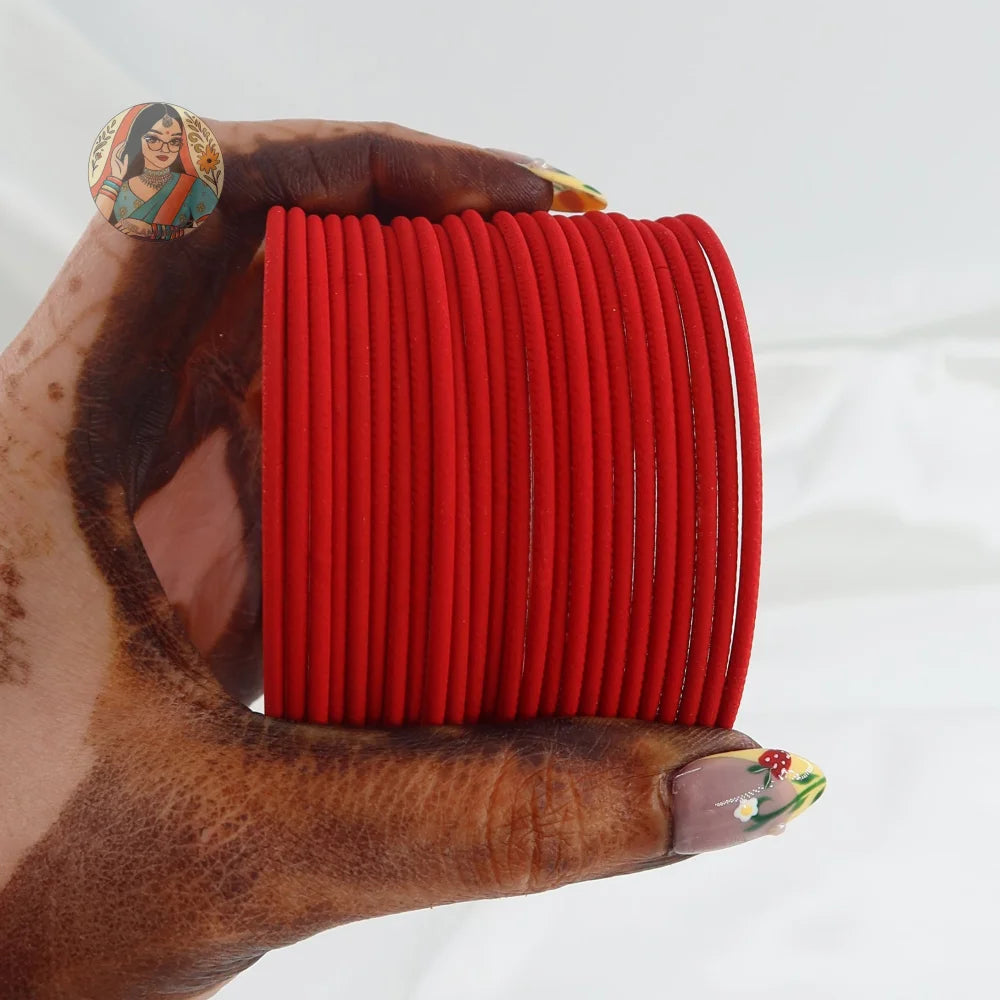 ’Red’ Plain Matte Bangle Set