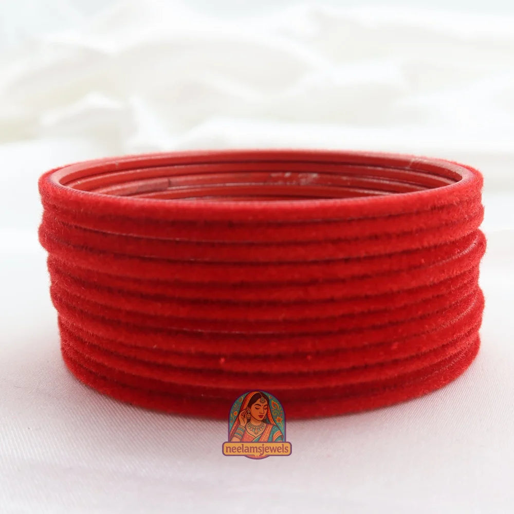 ’Red’ Velvet Bangle Set 2.10