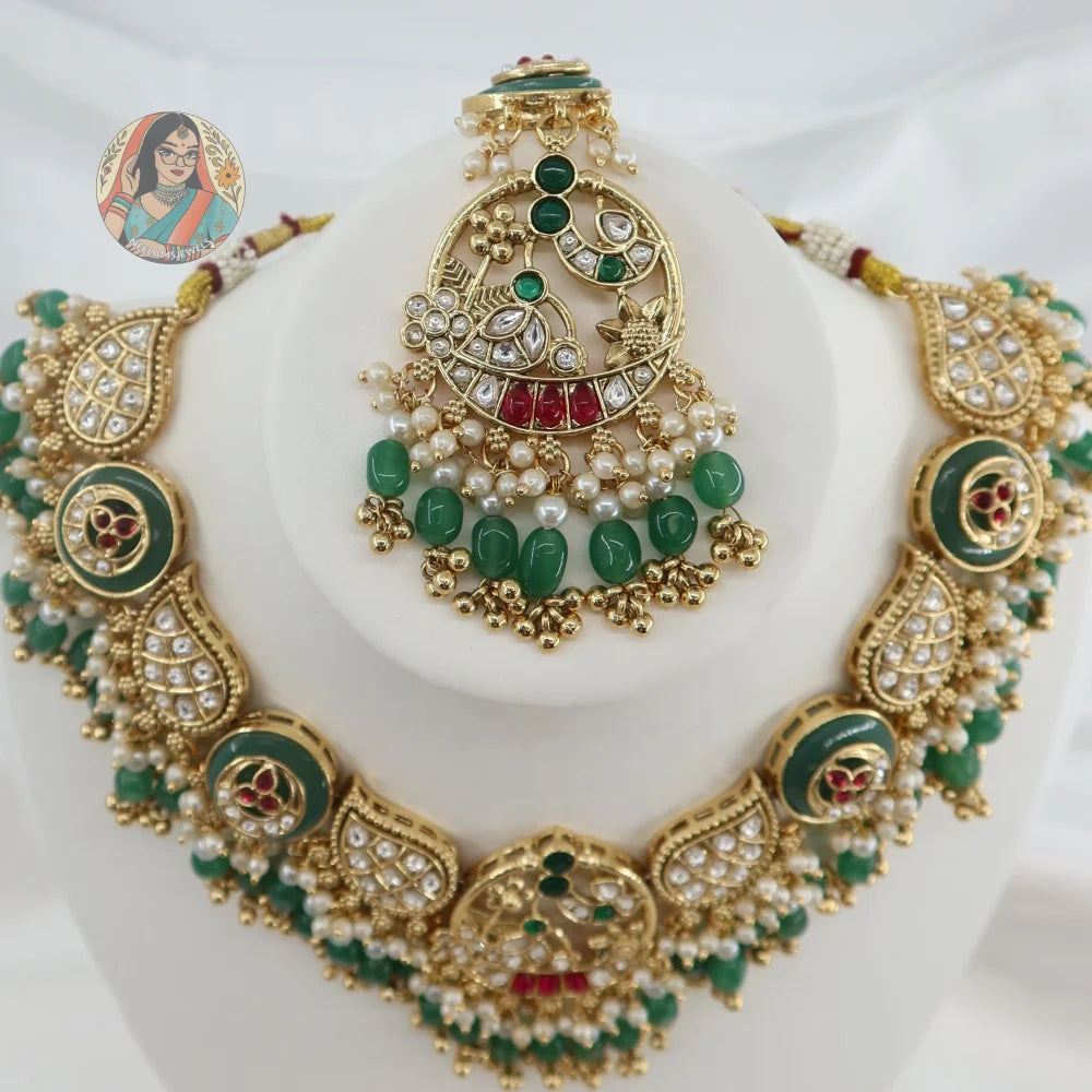 Riwayaat Necklace Set