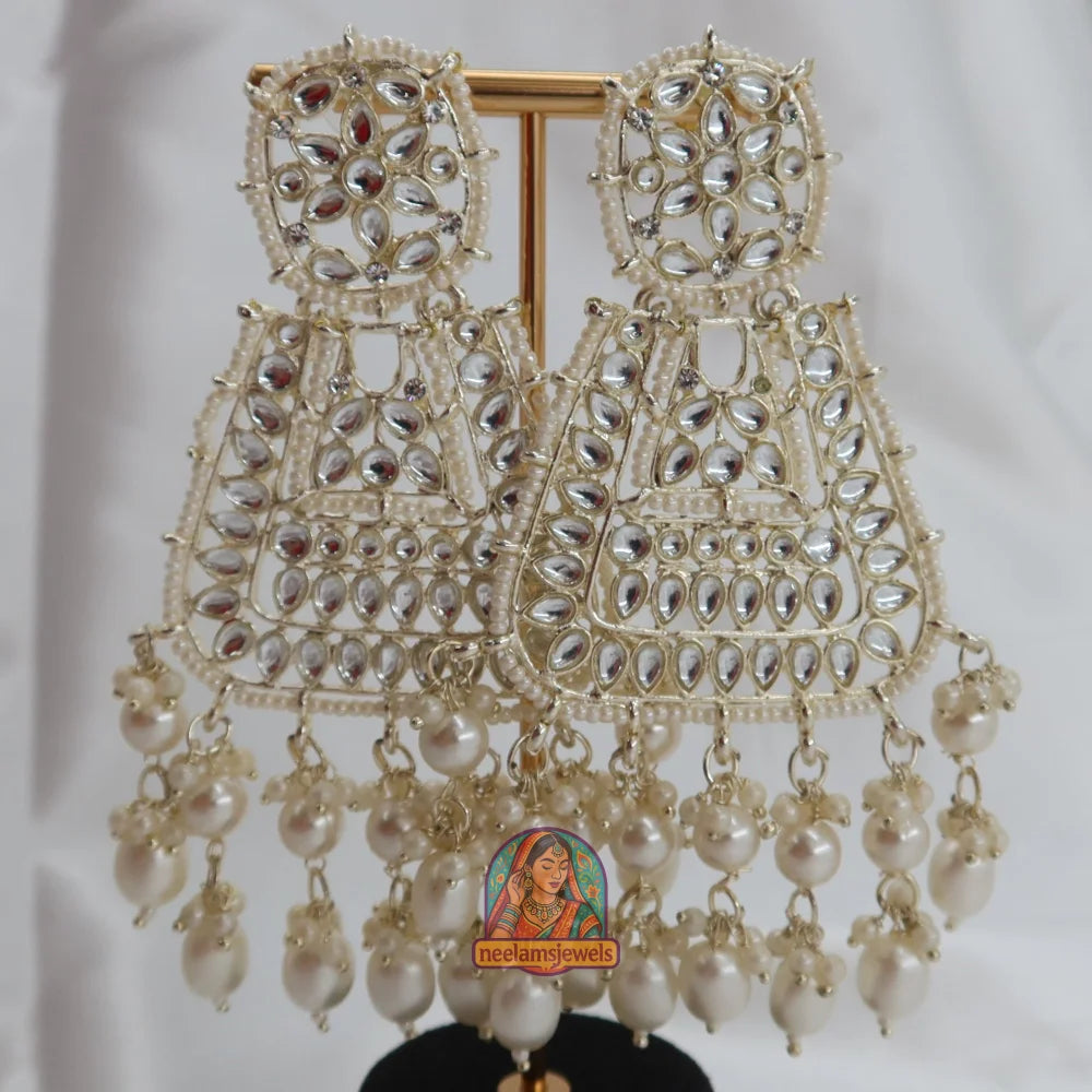 Roohani Pearl Earrings