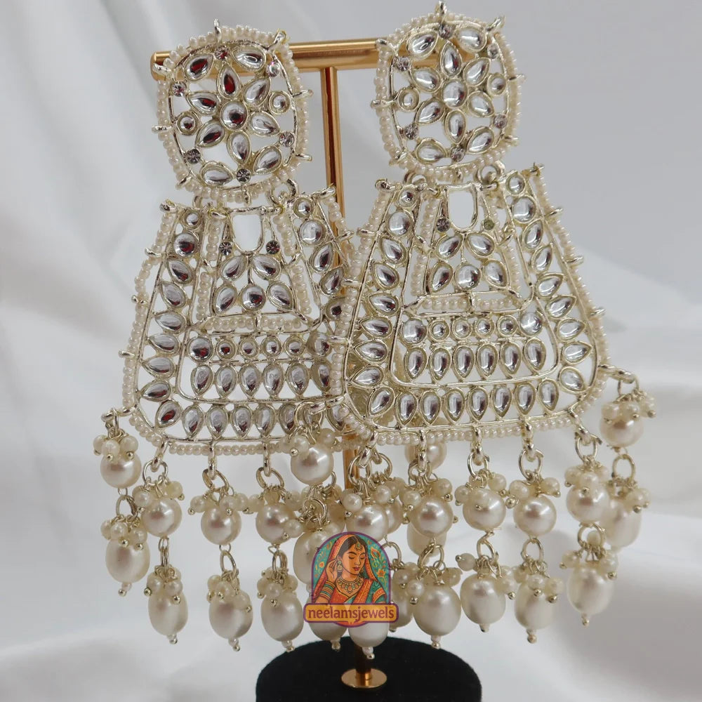 Roohani Pearl Earrings