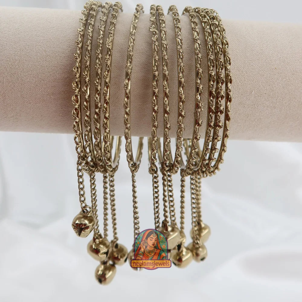 Rutuja Ghungroo Bangles (Mehndi)