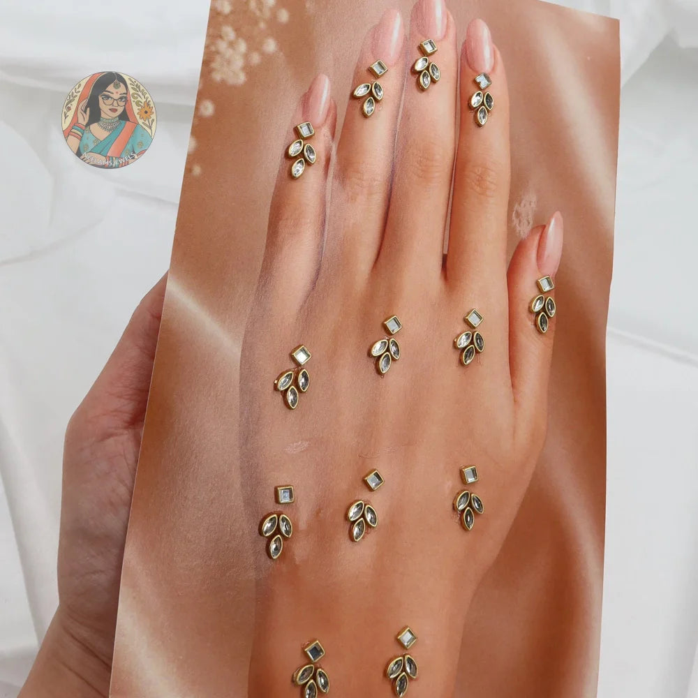Saanvi - Mehndi Stickers