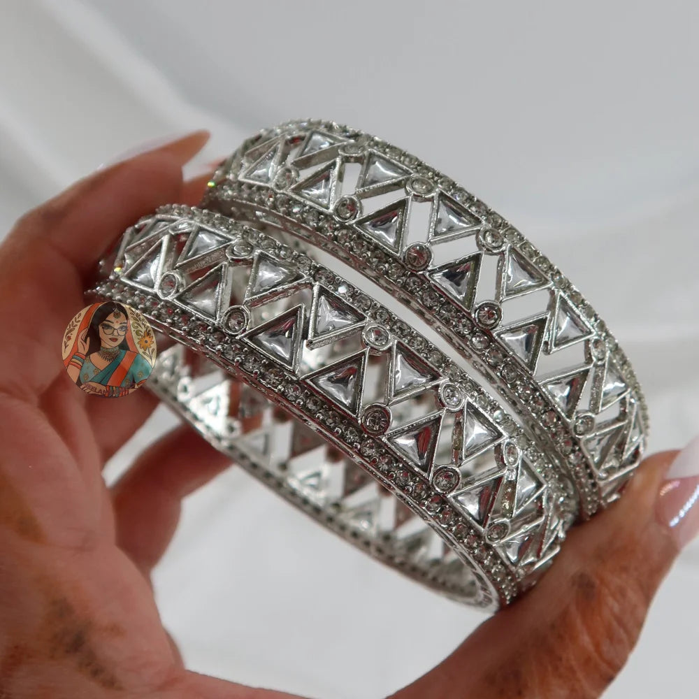 Saanvi Silver AD Bangles