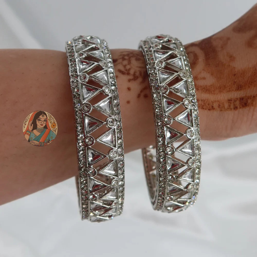 Saanvi Silver AD Bangles