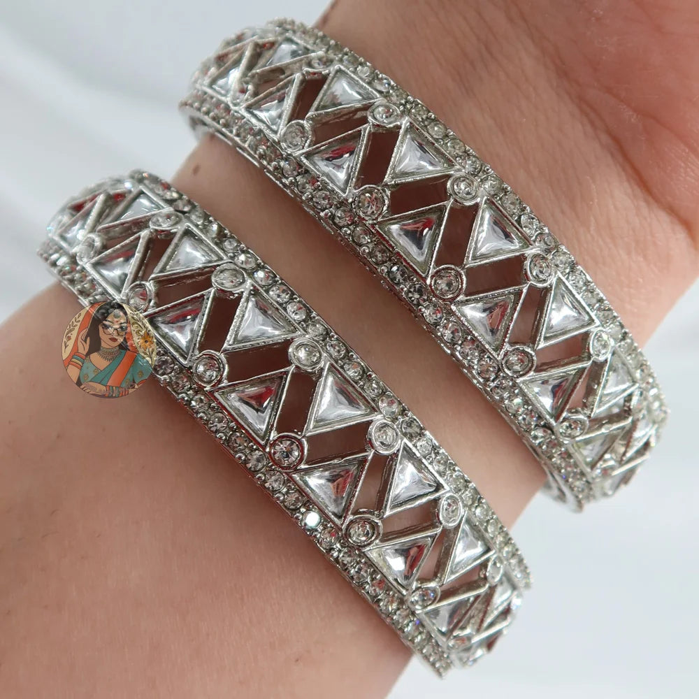 Saanvi Silver AD Bangles