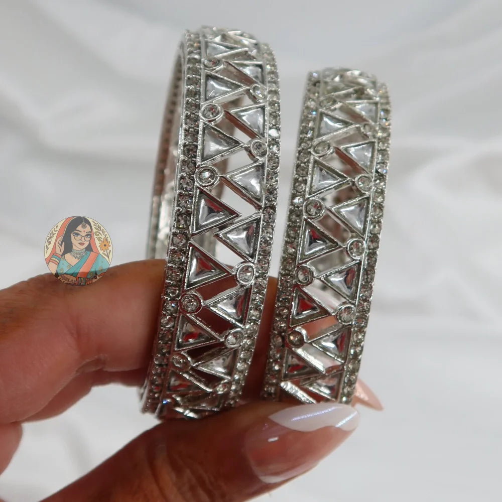 Saanvi Silver AD Bangles