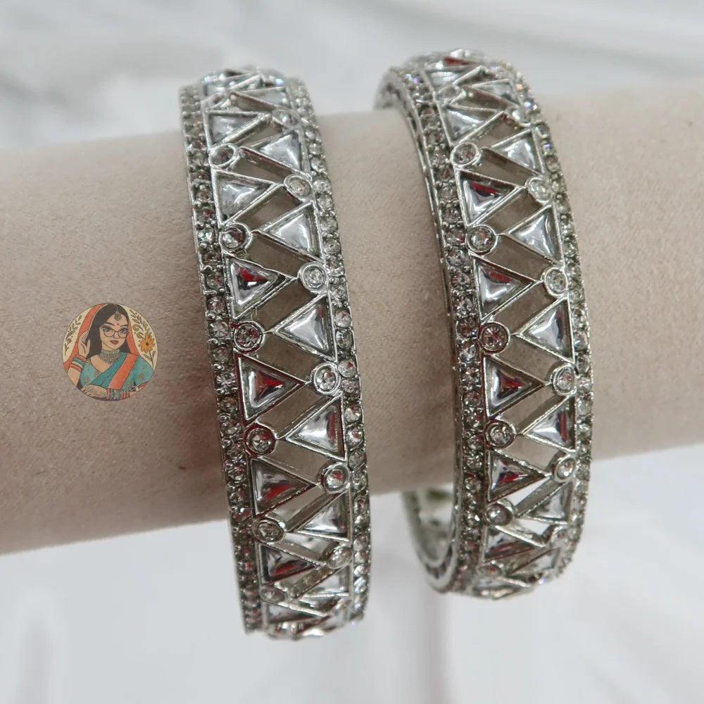 Saanvi Silver AD Bangles