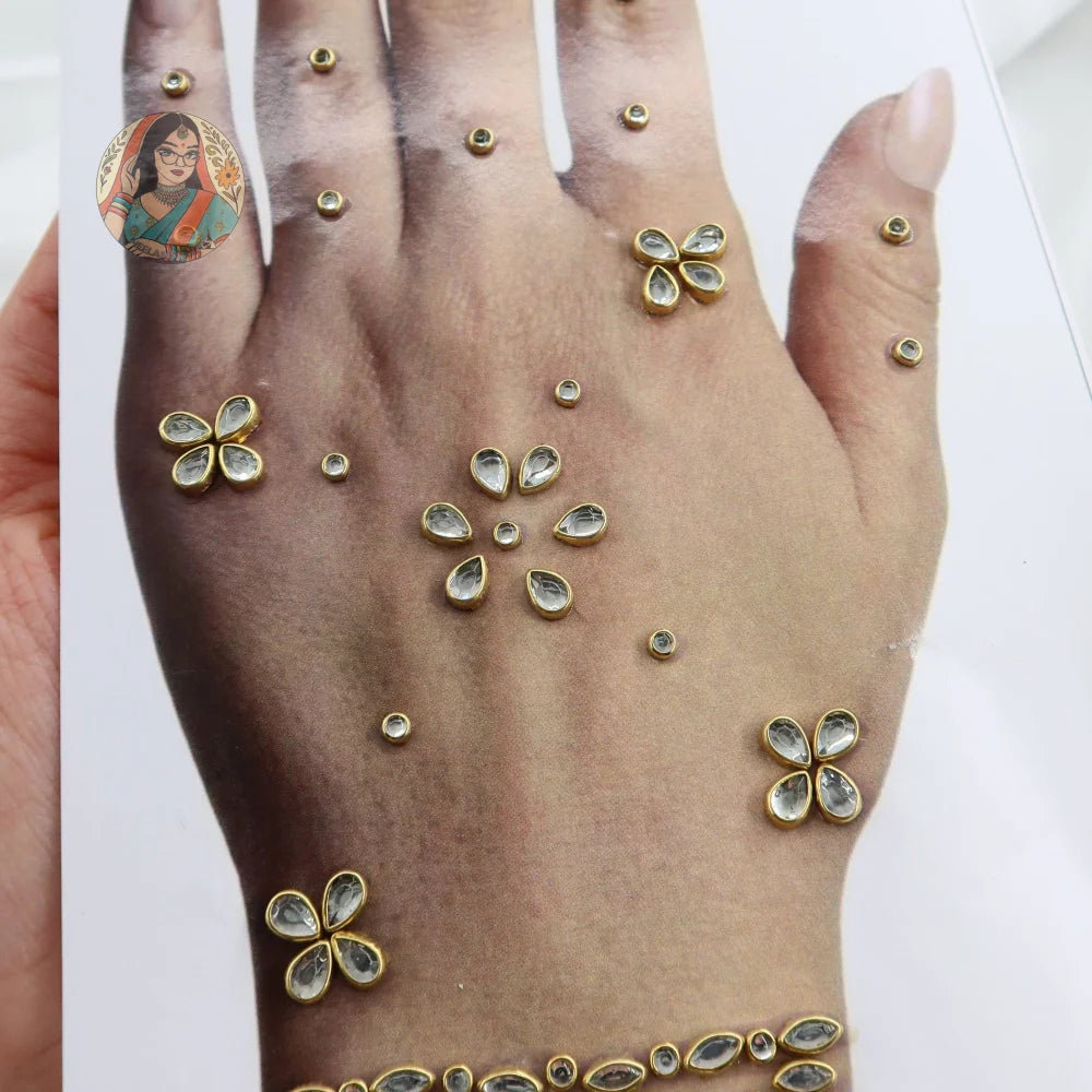 Sana - Mehndi Sticker