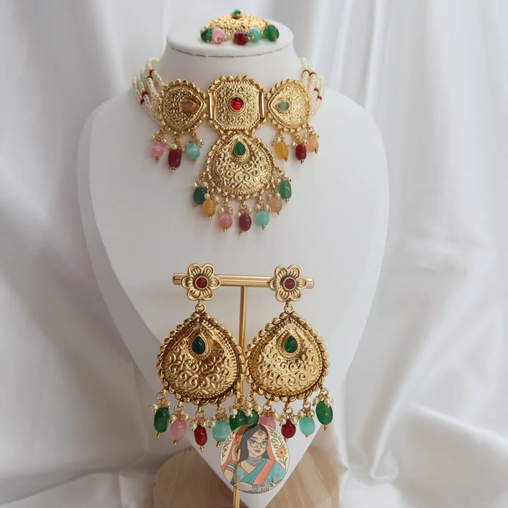 Sana Necklace Set