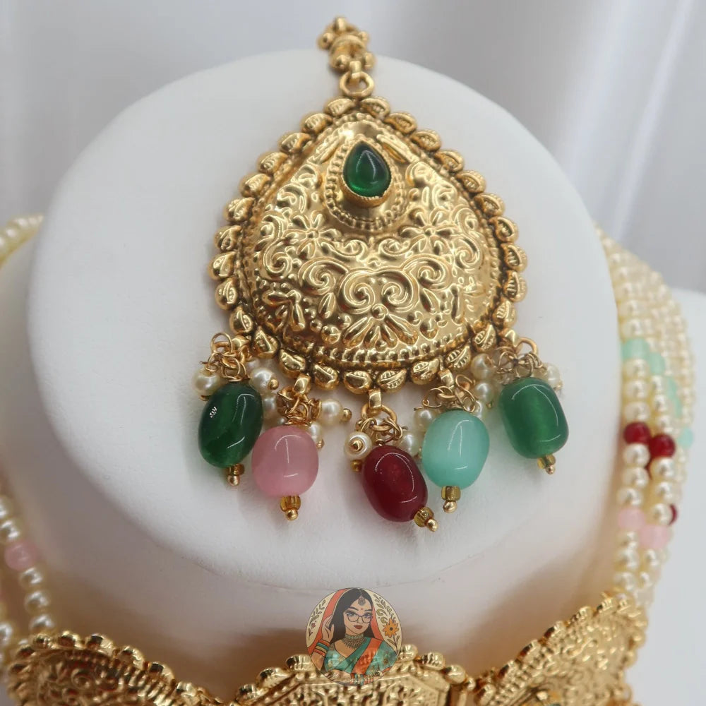 Sana Necklace Set