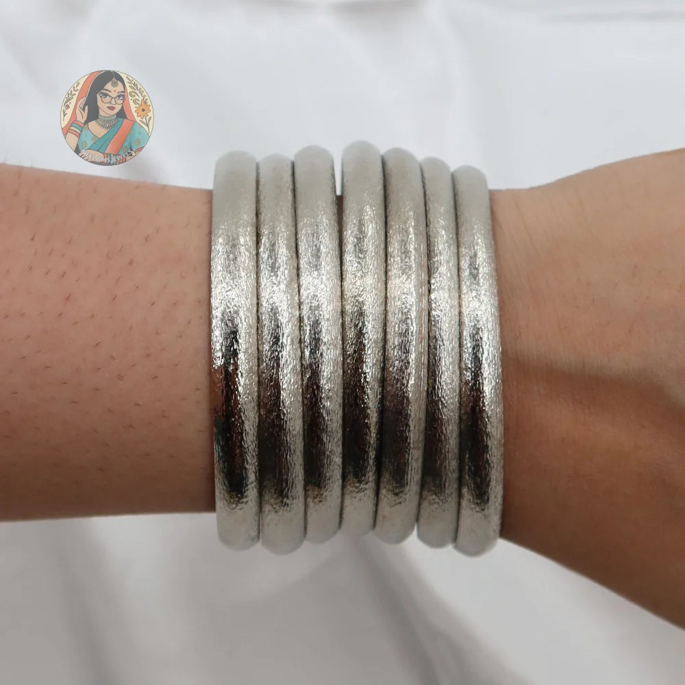 Sanjana Matte Bangle Stack (Silver)