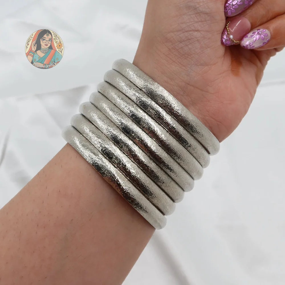 Sanjana Matte Bangle Stack (Silver)