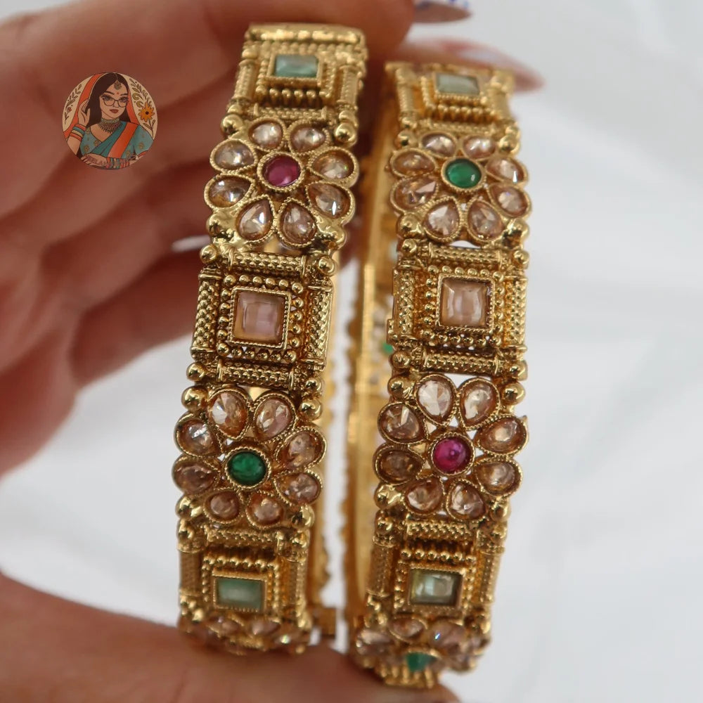 Sapna Gold Bangle Set