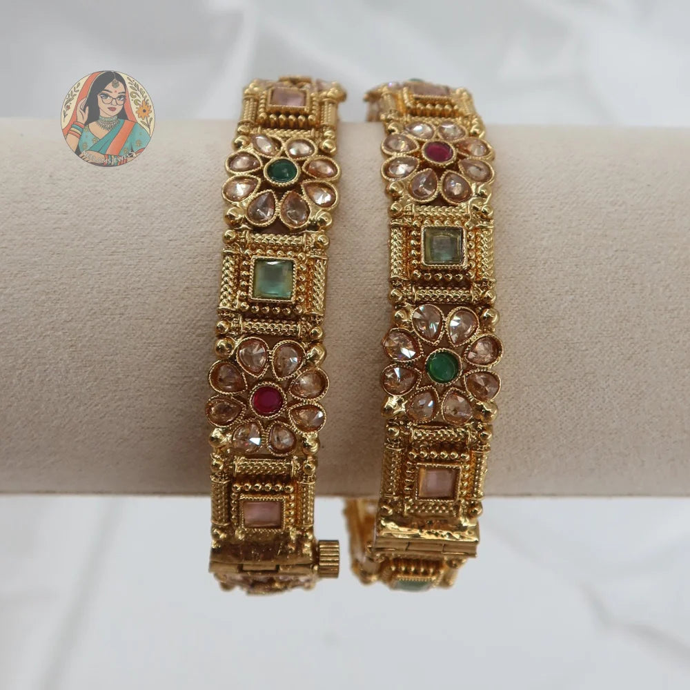 Sapna Gold Bangle Set
