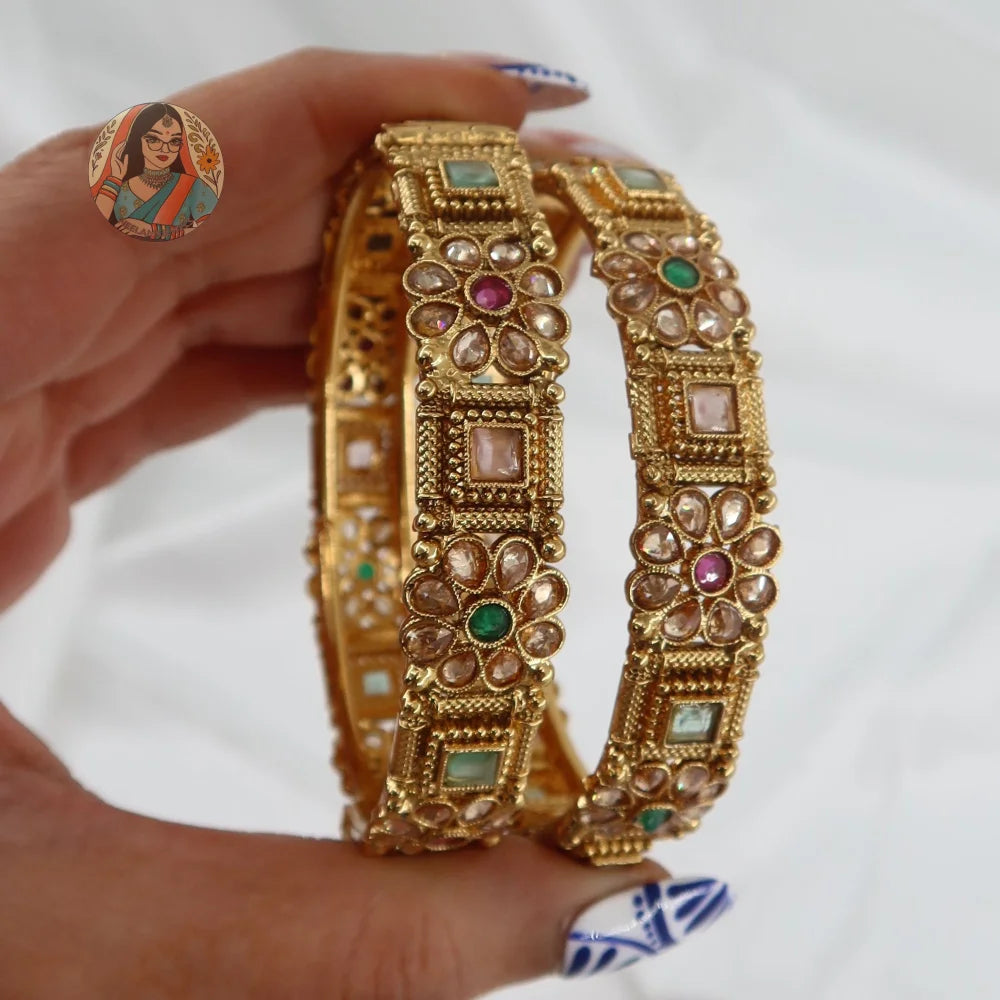 Sapna Gold Bangle Set