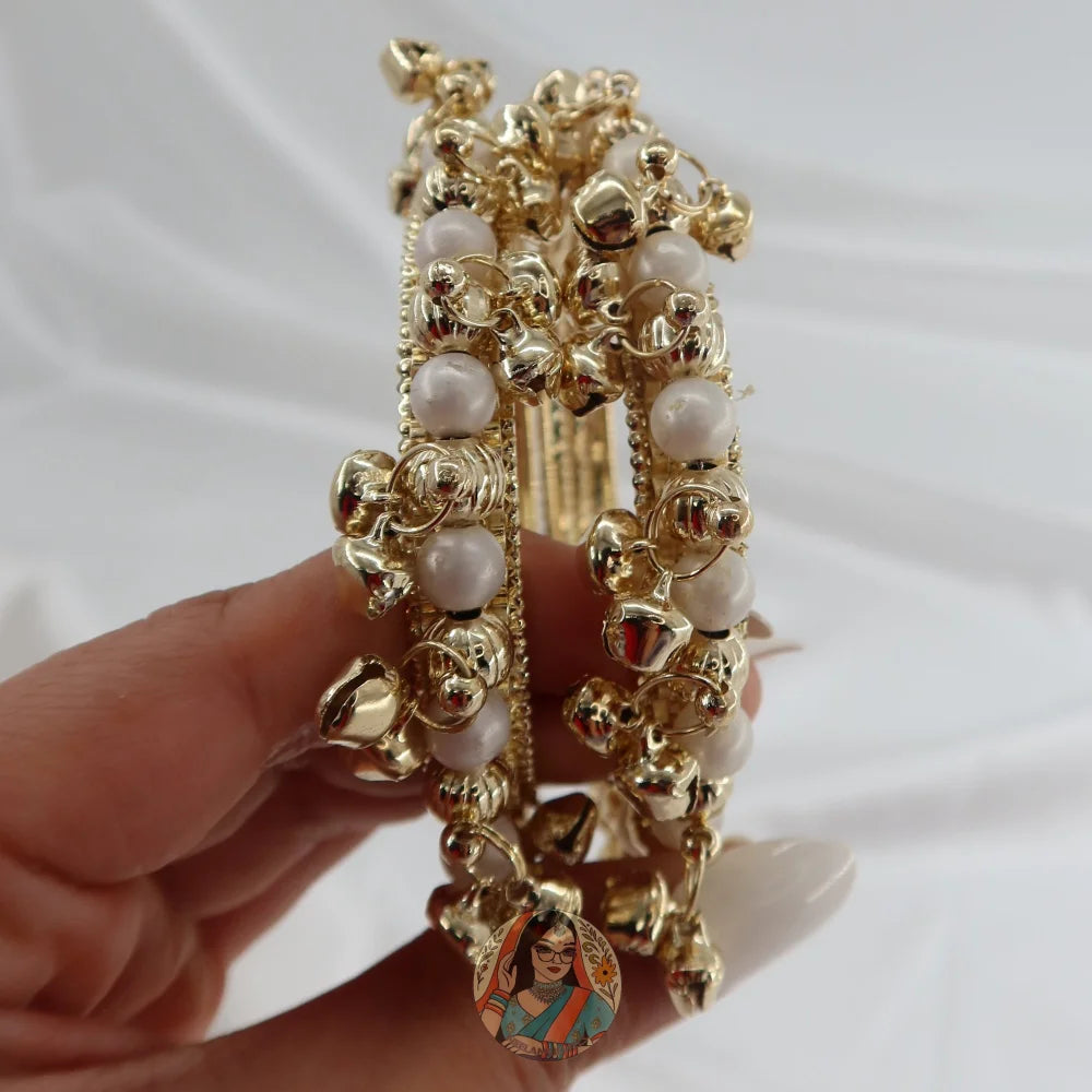 Sara Ghungroo Bangles (Gold)