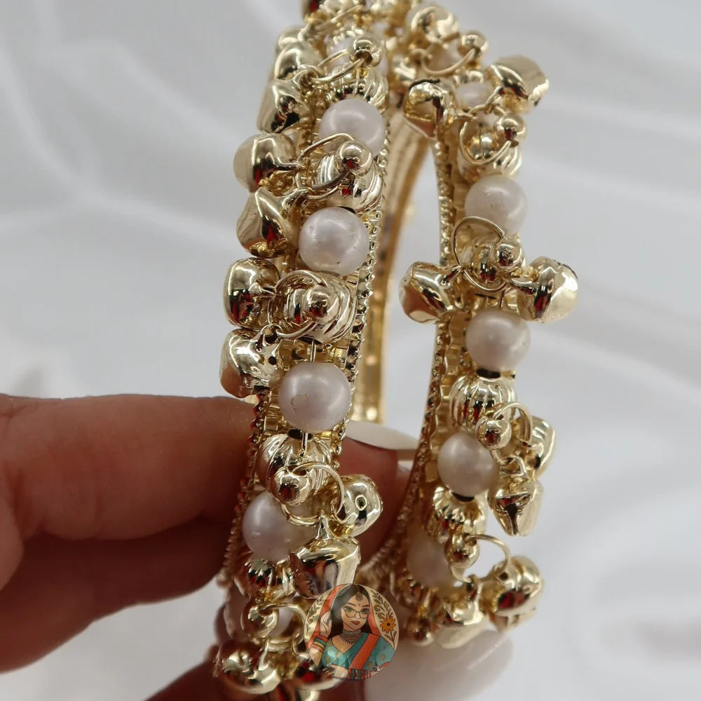 Sara Ghungroo Bangles (Gold)