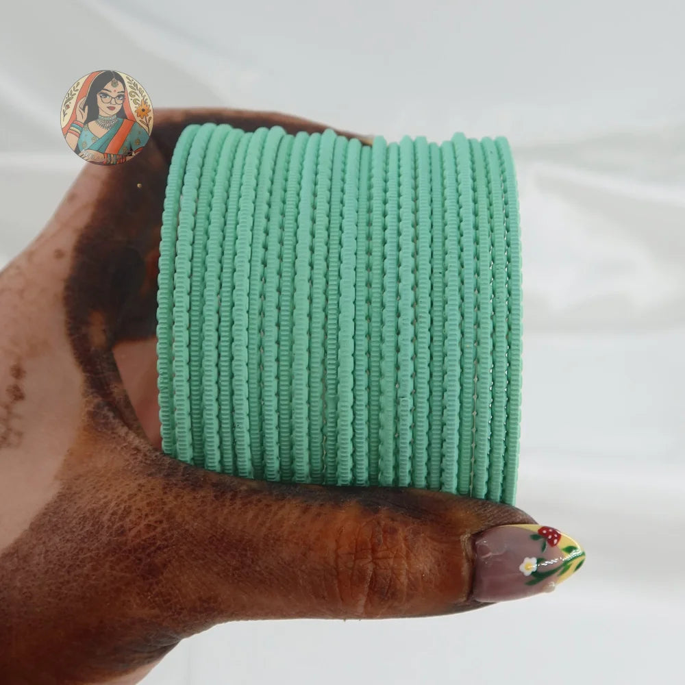 ’Sea Foam Green’ Matte Textured Ridged Bangle Set