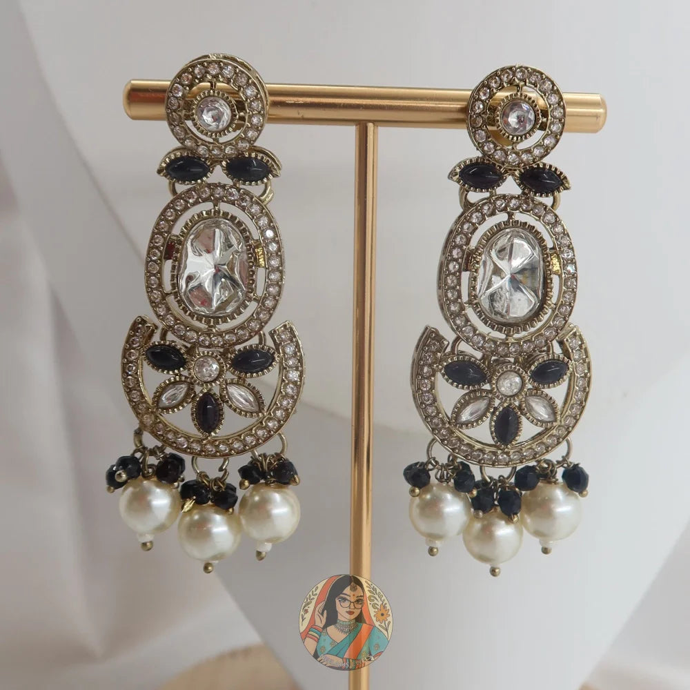Sehaj Necklace Set