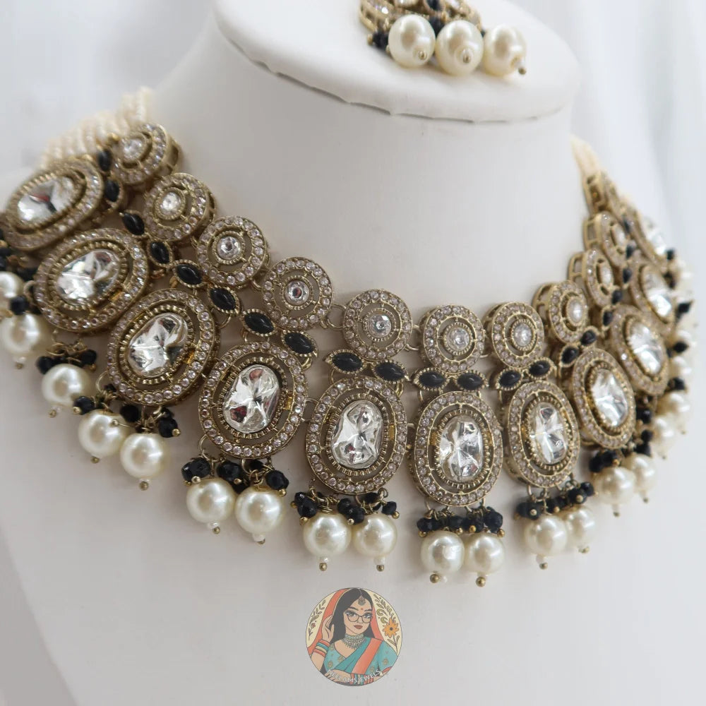 Sehaj Necklace Set