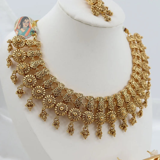 Sehar Gold Necklace Set