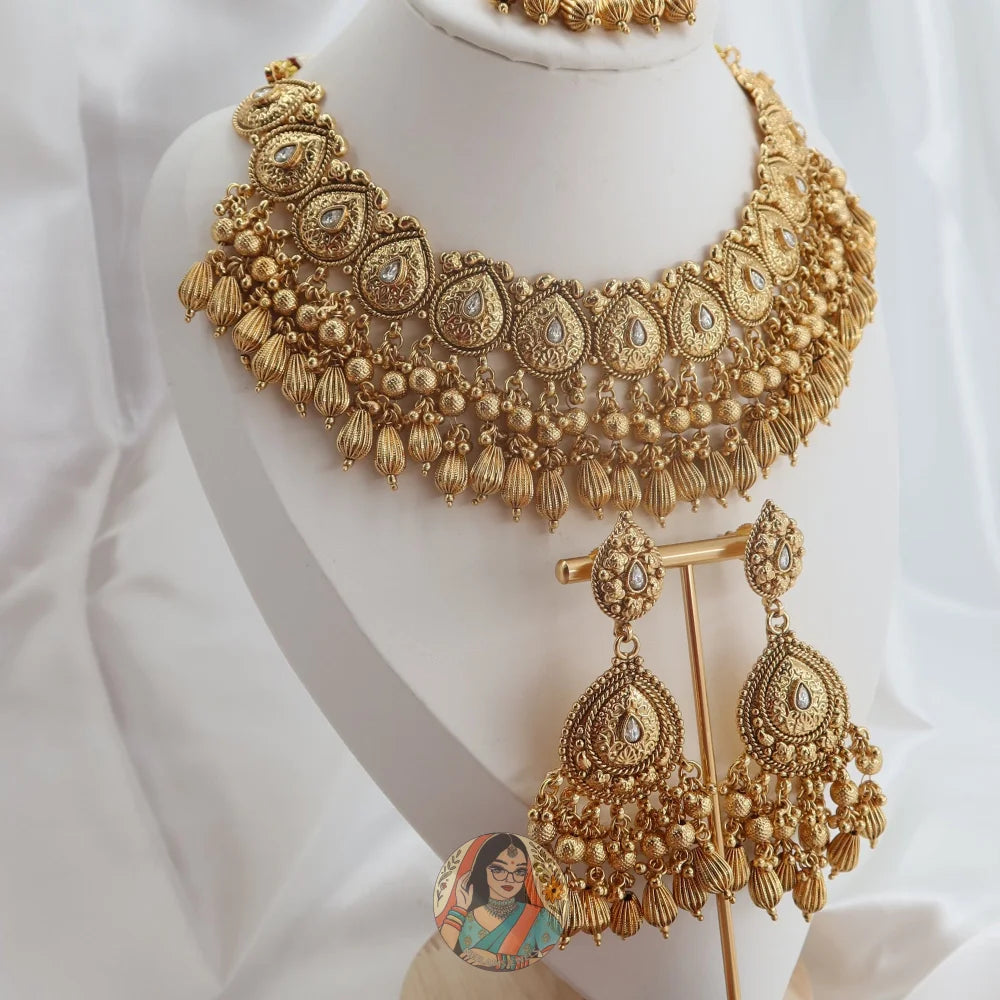 Shahara Necklace Set