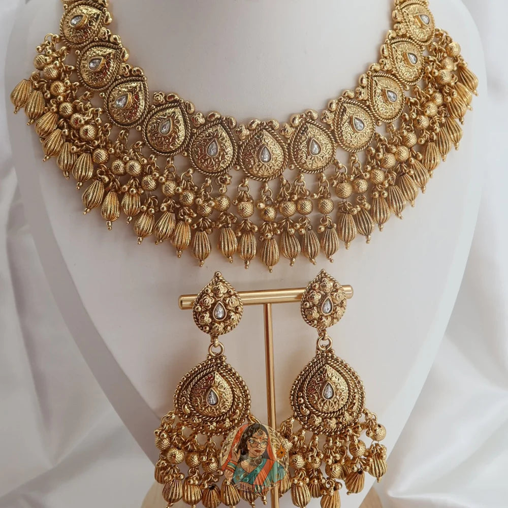 Shahara Necklace Set
