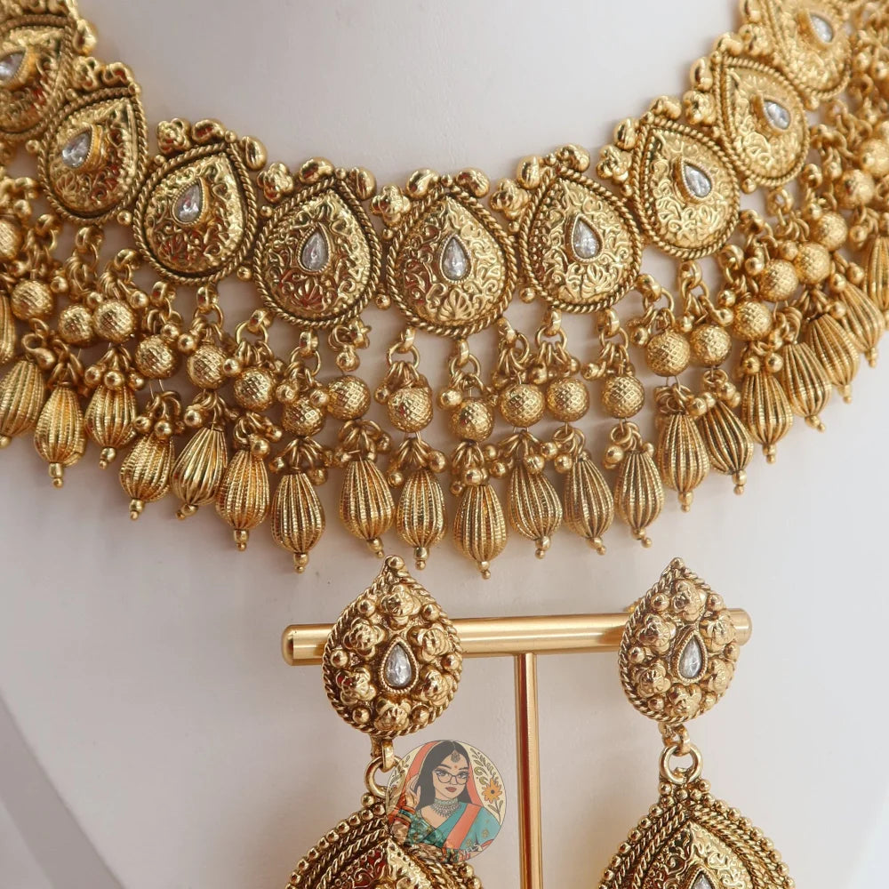 Shahara Necklace Set