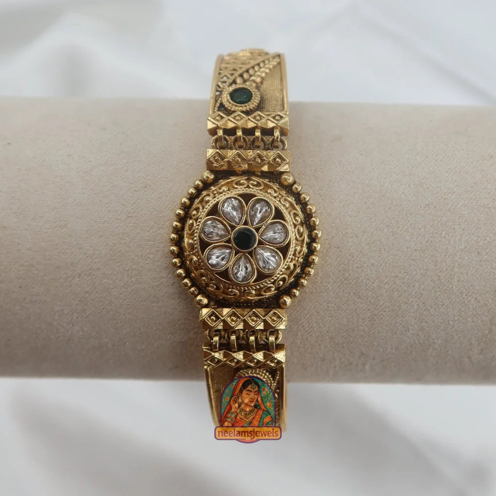 Shantipriya Bracelet (Green)