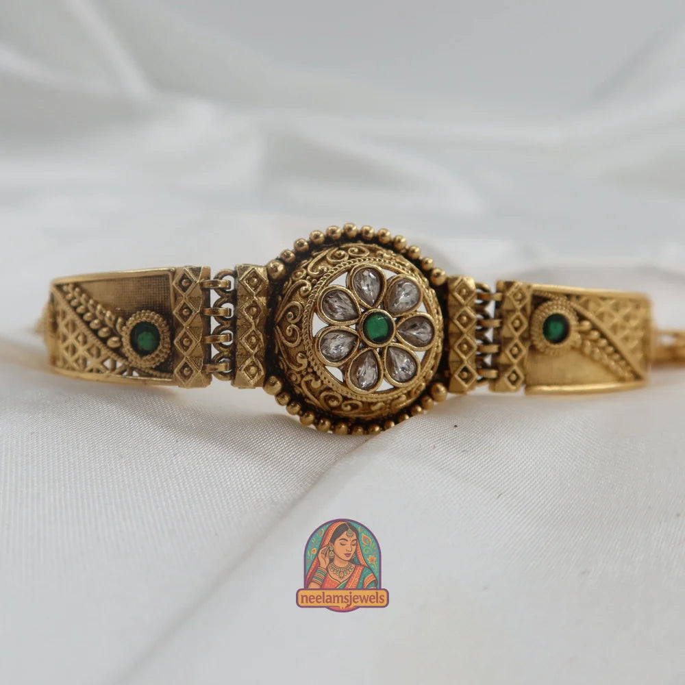 Shantipriya Bracelet (Green)