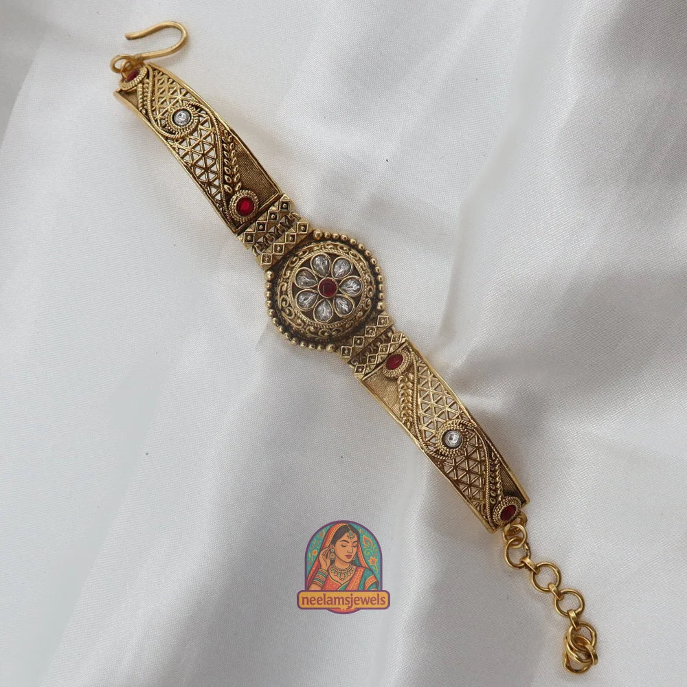 Shantipriya Bracelet (White & Pink)