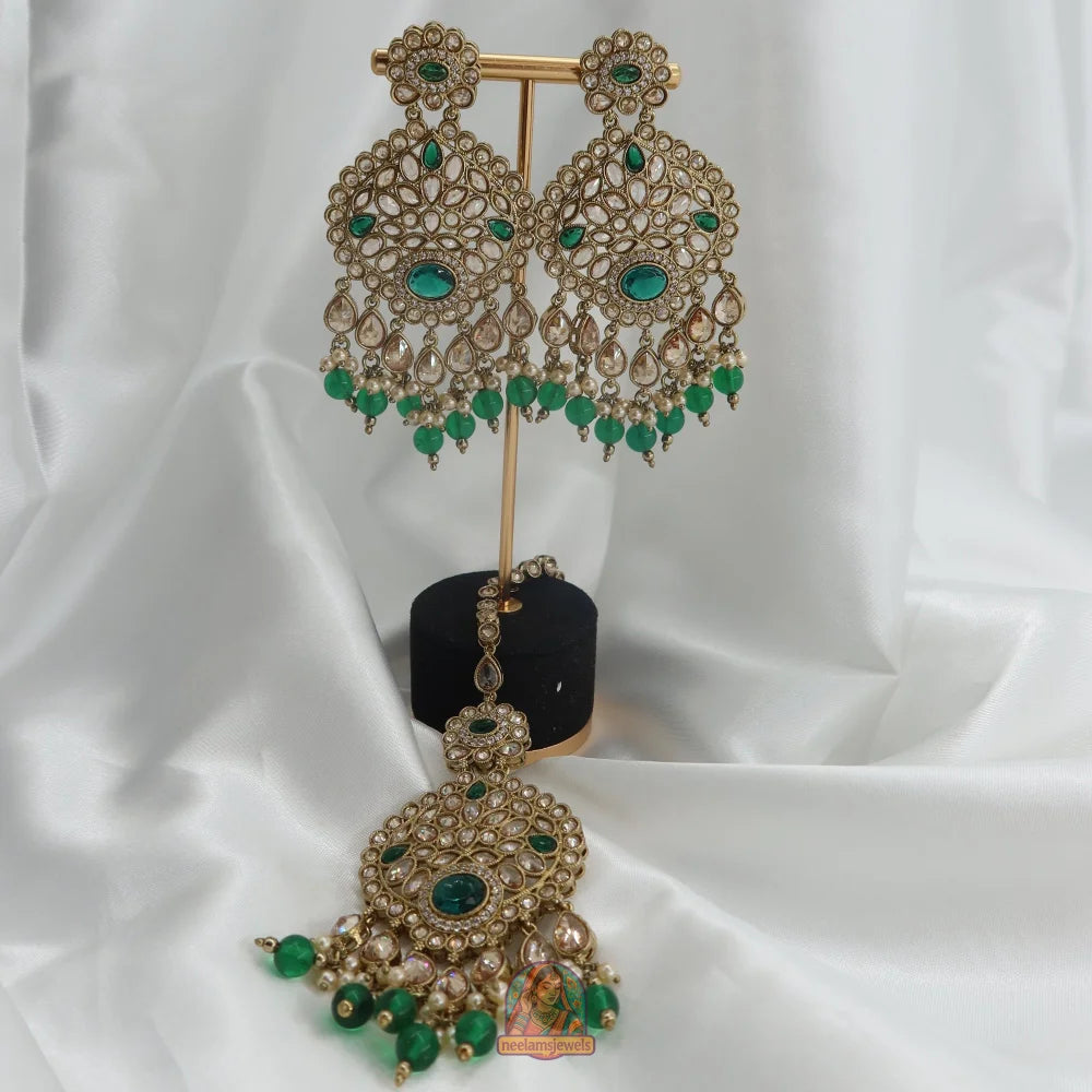 Shriya Earring and Tikka Set (Green)