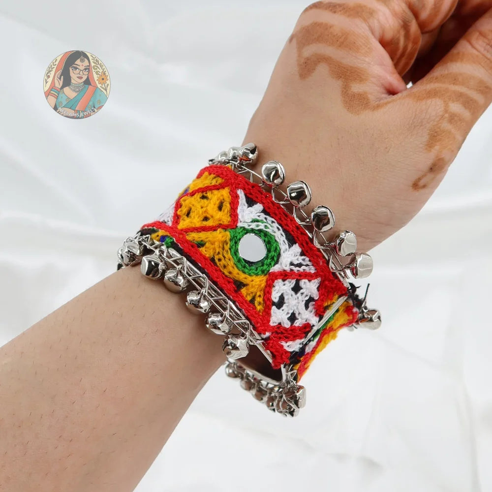 Silver Adjustable Beadwork Kada (Copy)