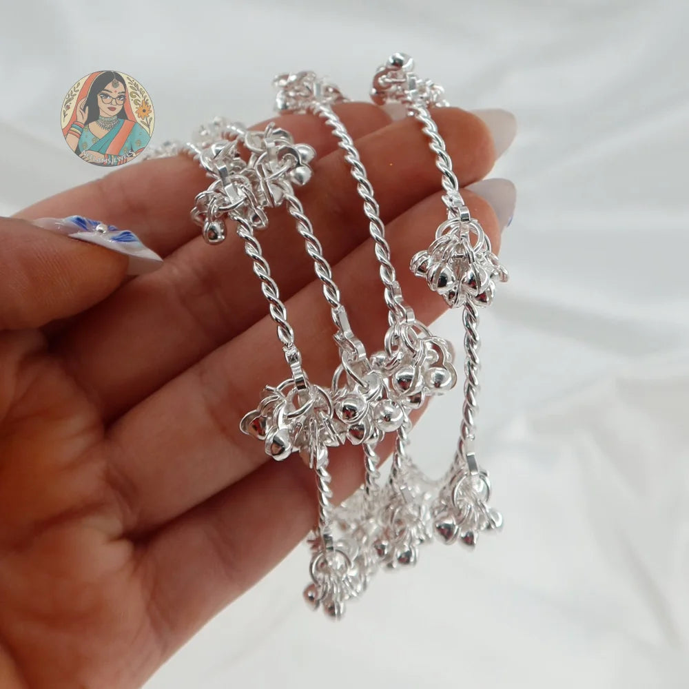 Silver Twisted Ghungroo Mini Bangle Set