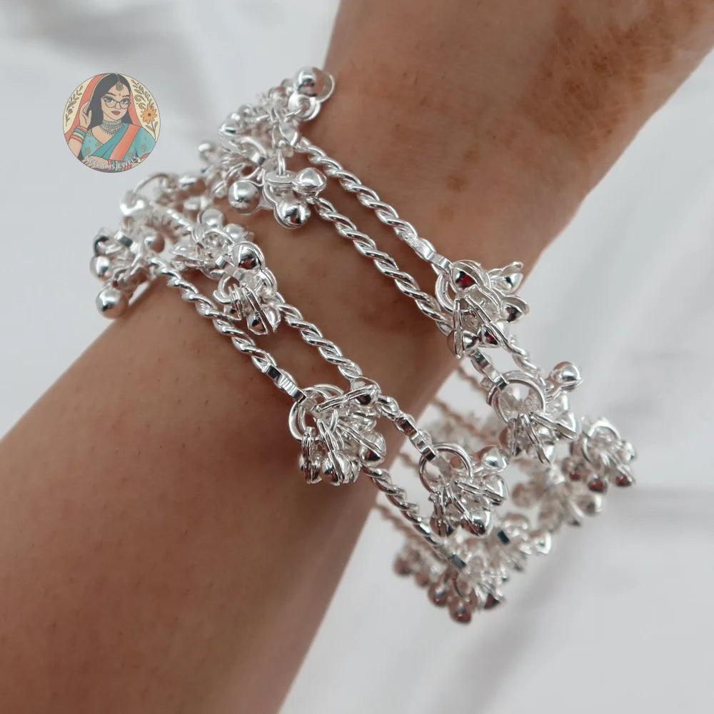 Silver Twisted Ghungroo Mini Bangle Set