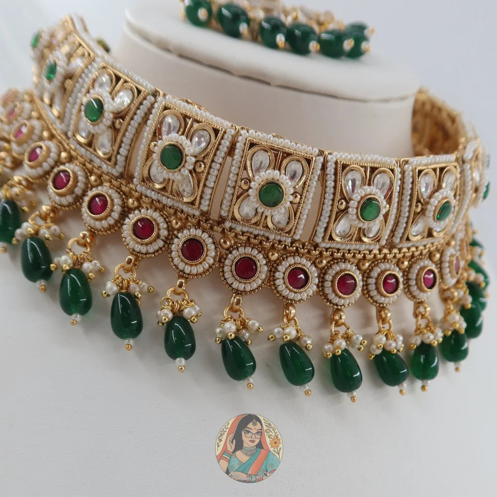 Simar Necklace Set